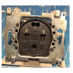 Arnould 65030 Prise 2P 10/16A 230V à éclipses - Club - Gris