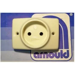 Arnould Prise 2P à Puits - Ivoire - EUROPA - 75x50mm - Ivoire