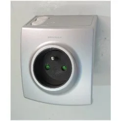 Récepteur Mobile Radio HF Prise 2P+T 16A Pour Commande D’éclairage Par Radiofréquence INITIA ARNOULD 69315