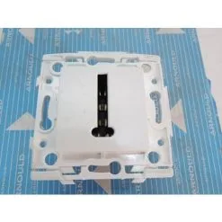 Prise Téléphone Conjoncteur 8 Plot En T Blanc Fixation Griffes Sans Plaque Espace Lumière ARNOULD 60540